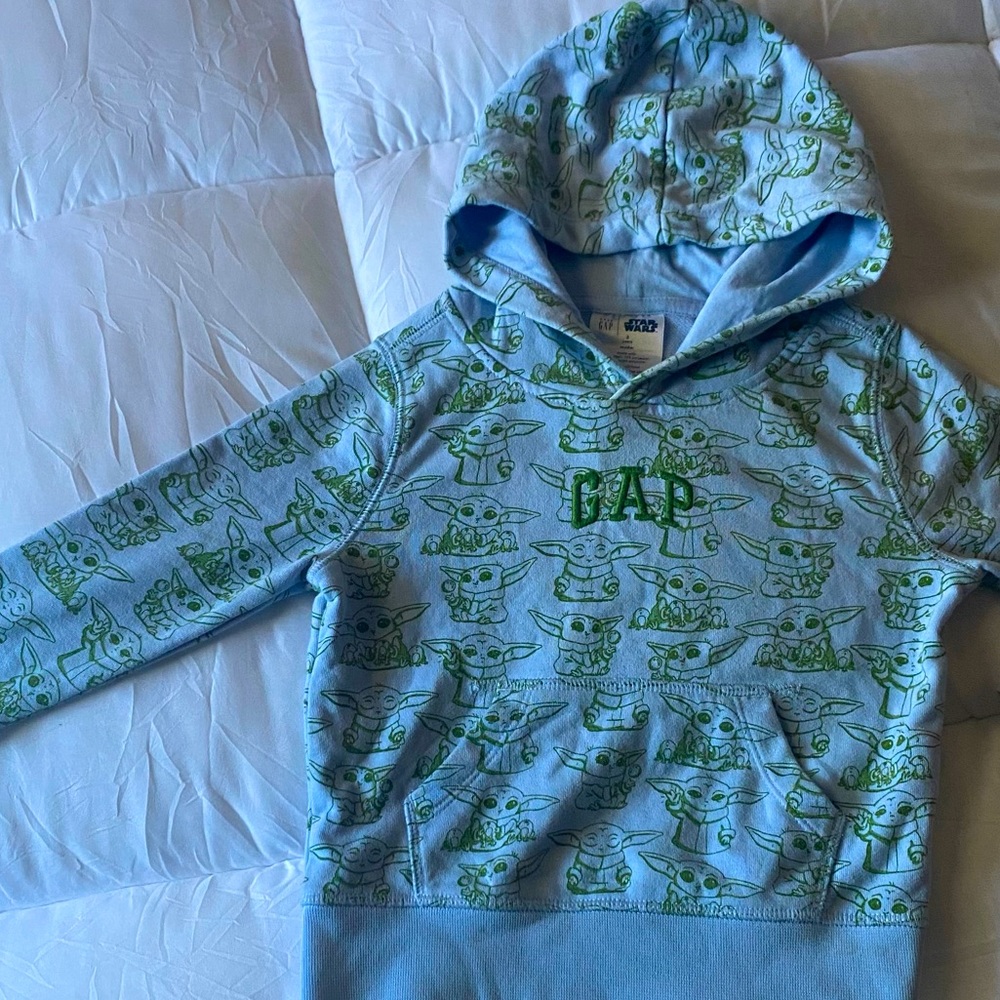 GAP Star Wars Grogu Printed pullover hoodie -3T -